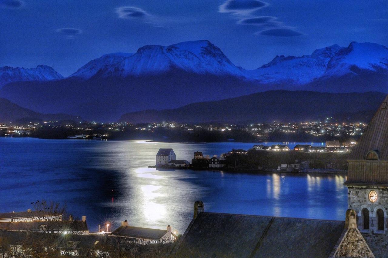 Bergvegen Guesthouse Aalesund Ngoại thất bức ảnh